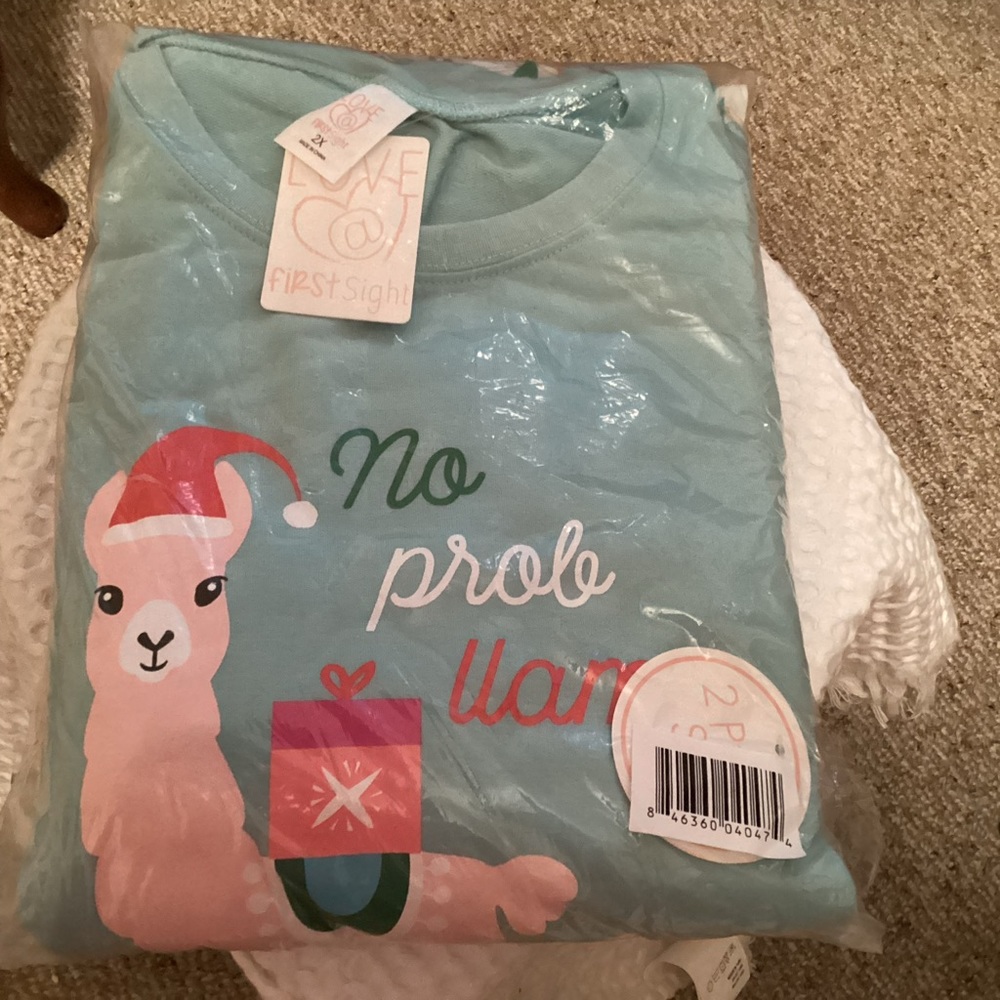 LOVE AT FIRST SIGHT NO PROB LLAMA WOMEN’S SIZE 1X PAJAMAS.
